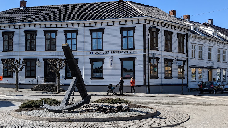 Bilde fra RAADHUSET EIENDOMSMEGLING AS i Risør